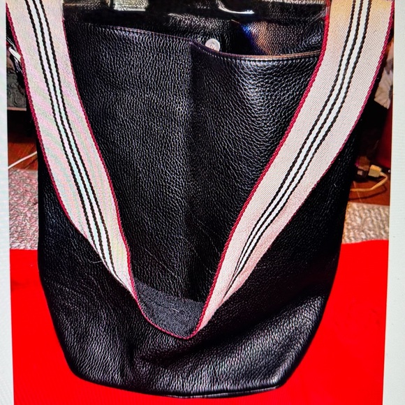 Burberry Black Leather Shoulder Bag with Striped Strap - Picture 1 of 10